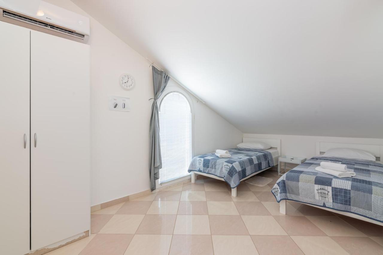 Apartment Mimoza 6, Baska, Krk المظهر الخارجي الصورة