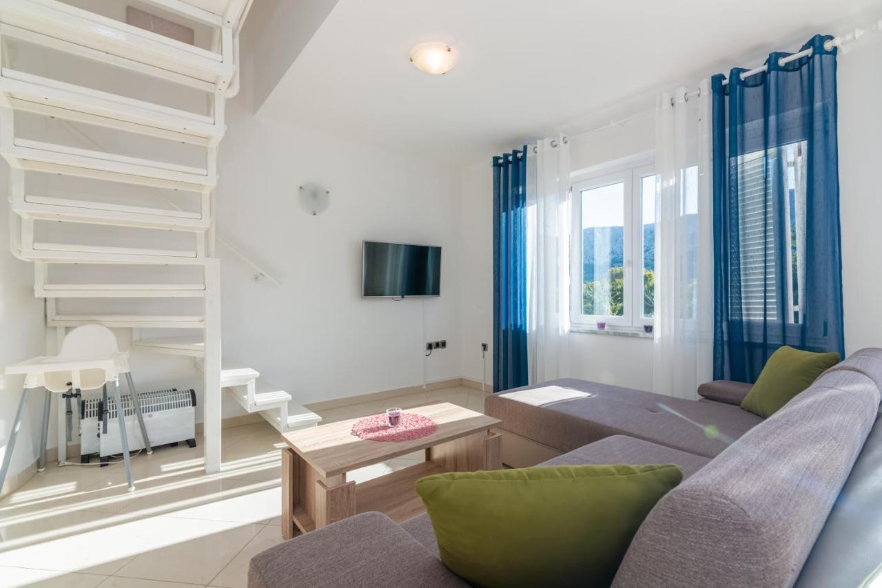 Apartment Mimoza 6, Baska, Krk المظهر الخارجي الصورة